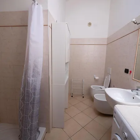 Casa A 300m Dal Mare Con Posto Auto